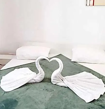 Cazan House Hotel *
